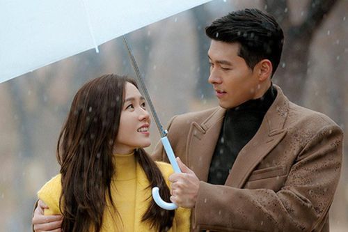 Son Ye Jin và Hyun Bin đáng lẽ đã có kết cục khác trong Hạ Cánh Nơi Anh
