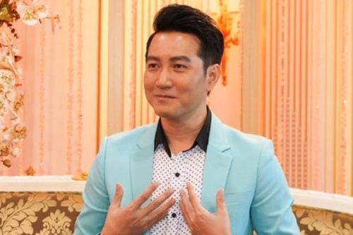 Nguyễn Phi Hùng: 'Từ một người nhút nhát, tôi đã dám dấn thân làm ca sĩ'