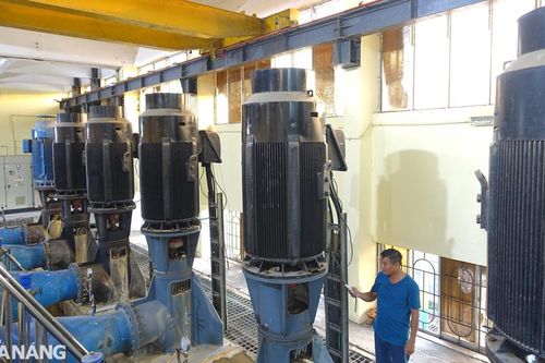 Nhiều trạm bơm hoạt động bình thường trở lại, sông Cẩm Lệ giảm mặn