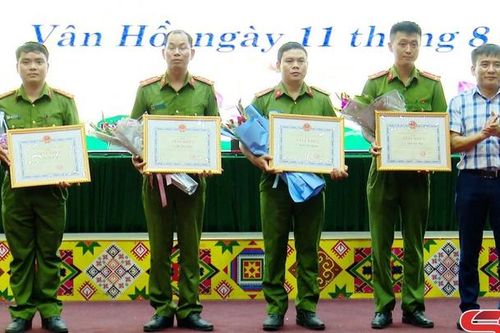 Vân Hồ sơ kết 6 tháng triển khai Đề án 06/CP của Chính phủ
