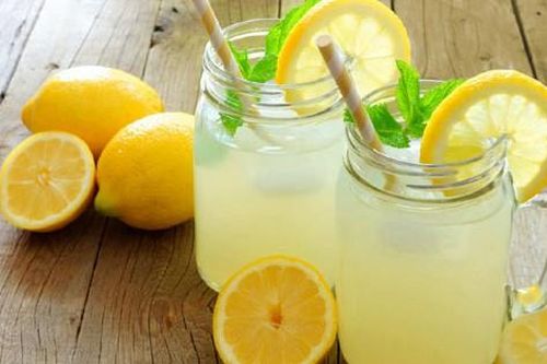 Công thức pha nước chanh điện giải cực dễ, vừa giúp tăng sức đề kháng lại giúp giảm cân hiệu quả