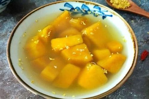 Trời nắng nóng nấu chè khoai lang hoa mộc thanh mát