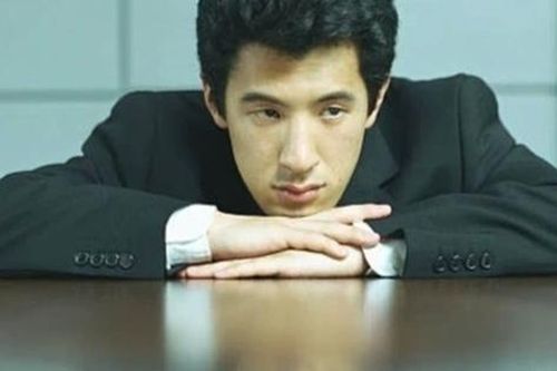Không đi làm, vợ tôi vẫn giấu giếm lập 'quỹ đen' cho ông bà ngoại
