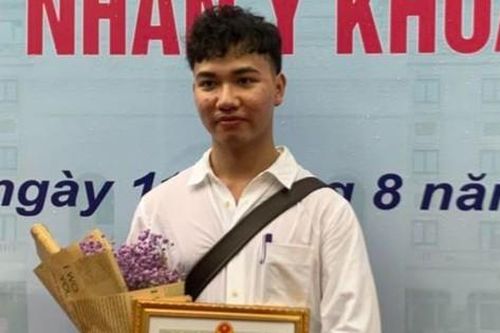 Tâm sự bất ngờ của Thủ khoa toàn khóa Trường ĐH Y Hà Nội