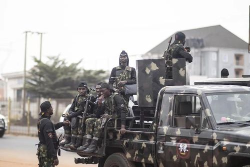 EU dọa trừng phạt Niger, ECOWAS tuyên bố có cơ sở hợp pháp để can thiệp quân sự