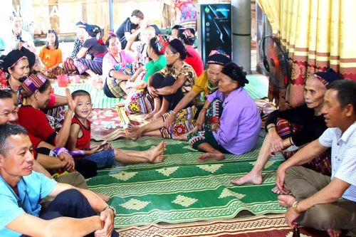 Đám cưới hy hữu ở một huyện vùng cao Nghệ An