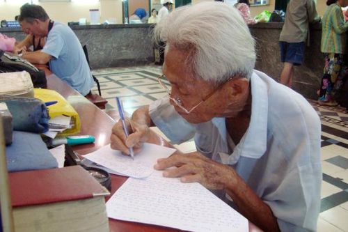 Biểu tượng sống cuối cùng của Bưu điện Sài Gòn