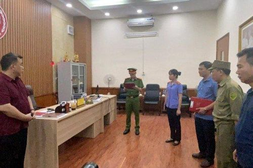 Bắt giam Giám đốc Trung tâm Văn hóa - Điện ảnh tỉnh Hòa Bình