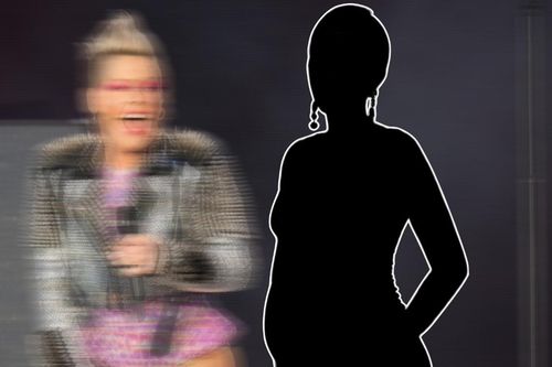 Một khán giả chuyển dạ đột ngột khi tham gia concert của nữ ca sĩ nổi tiếng