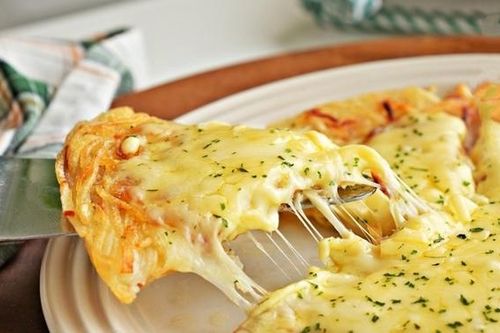 Làm bánh pizza khoai tây vừa nhanh vừa lạ miệng