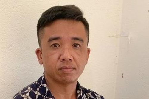 Bắt giữ tài xế taxi trộm tiền của nữ du khách Pháp
