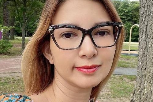 Phạm Thanh Thảo bị đập kính xe trộm đồ trị giá 8 nghìn USD