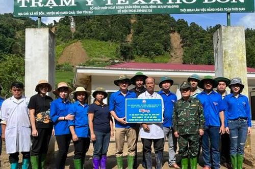 Kịp thời hỗ trợ trạm y tế ở Mù Cang Chải thiệt hại nặng nề do mưa lũ