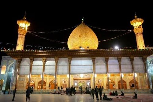 Nổ súng trong đêm tại đền thờ Hồi giáo nổi tiếng ở Iran, 9 người thương vong
