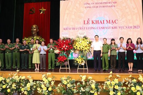 Quận Hoàn Kiếm: Kiểm tra chất lượng cảnh sát khu vực năm 2023