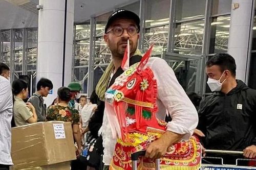Chào tuần mới: Ngựa giấy và vàng mã