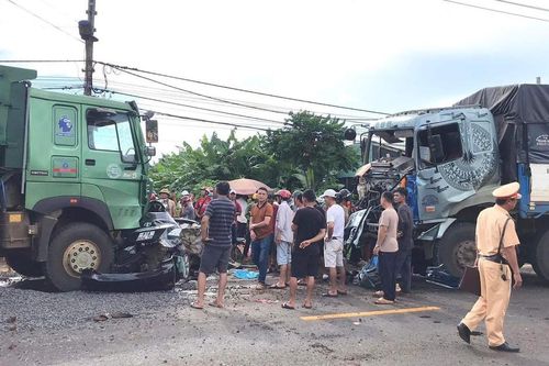 Bóng đá Việt Nam sẻ chia mất mát to lớn của CLB HAGL