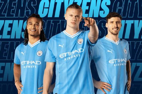 Ngoại hạng Anh vòng 1: Những 'vết gợn' của Man City và Arsenal