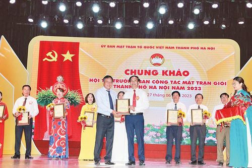 Luôn đi sâu, đi sát cơ sở