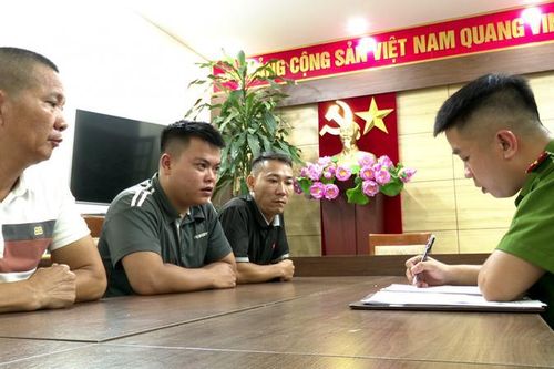 Sau chỉ đạo của Thiếu tướng Đinh Văn Nơi, khởi tố 3 kẻ hành hung xe khách