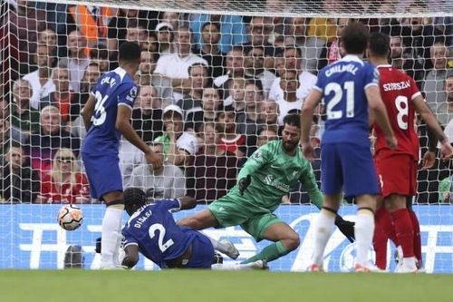 Ngoại hạng Anh: Man City, Arsenal có trọn 3 điểm; Tottenham, Chelsea, Liverpool hòa đáng tiếc