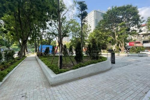 Không gian vườn hoa Lê Trực, quận Ba Đình, Hà Nội sau khi khánh thành