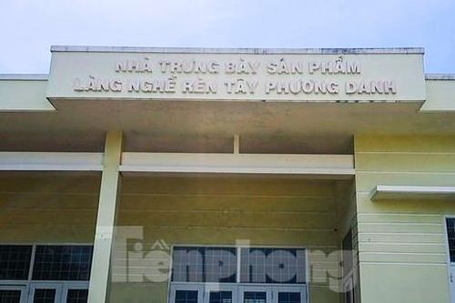 Chi tiền tỷ xây nhà trưng bày sản phẩm rồi... đóng cửa