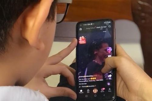 Ẩn họa nghiện TikTok