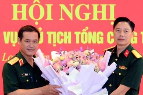 Thông báo các quyết định của Bộ trưởng Quốc phòng về công tác cán bộ