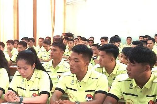 Lần đầu đào tạo trọng tài bóng đá quốc gia tại tỉnh Bình Dương