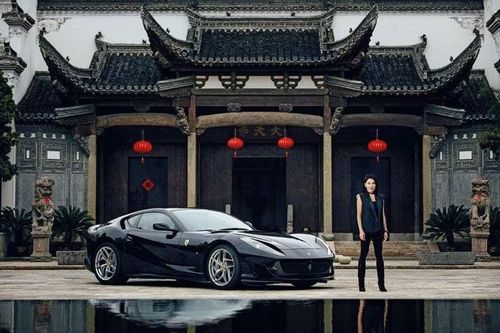 Phụ nữ nước nào mua nhiều siêu xe Ferrari nhất thế giới?