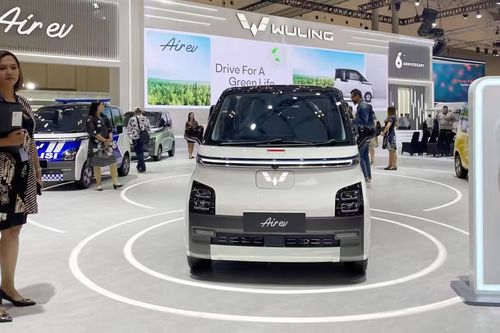 Các công ty Trung Quốc, Hàn Quốc tung ra hàng loạt mẫu xe điện mới, chiếm lĩnh thị trường Indonesia