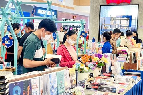 Thị trường đồ dùng học tập: Nhộn nhịp đón năm học mới