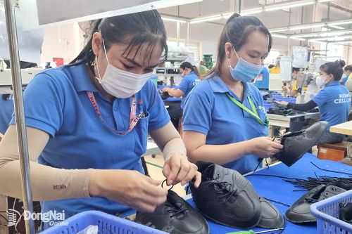 Tính toán kỹ phương án tăng lương tối thiểu vùng
