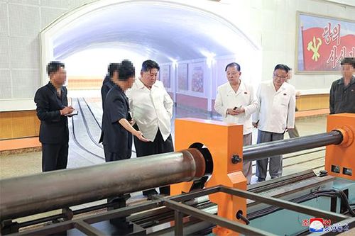 Nhà lãnh đạo Triều Tiên kêu gọi cải thiện năng lực sản xuất tên lửa
