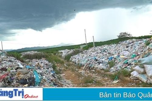 Cam Lộ: Xây dựng ô chôn lấp rác thải để giảm tải cho bãi rác tập trung