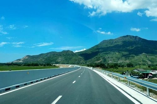 Tạo cơ chế, hút vốn xây trạm dừng nghỉ trên tuyến cao tốc bắc-nam