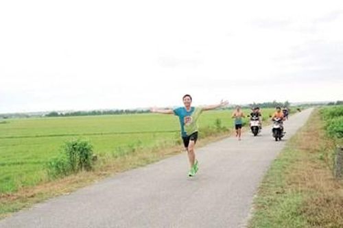 Trải nghiệm cung đường chạy bên phá Tam Giang