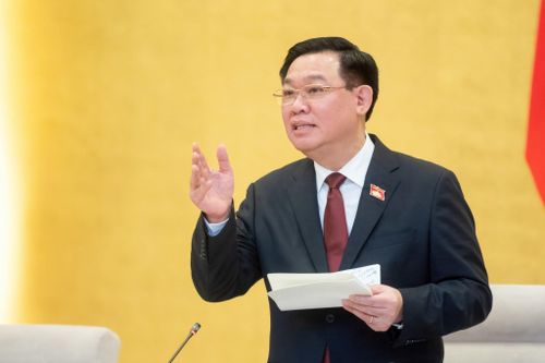 Chủ tịch Quốc hội: Vẫn cần 1 bộ sách giáo khoa của Nhà nước