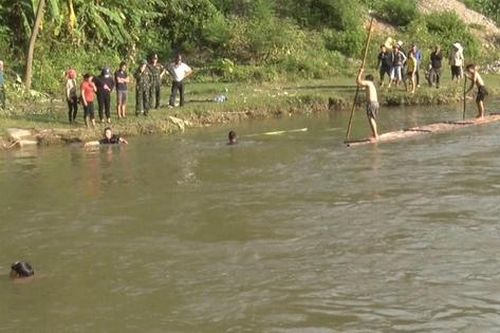 Tìm thấy 1 thi thể vụ 2 học sinh mất tích khi tắm suối