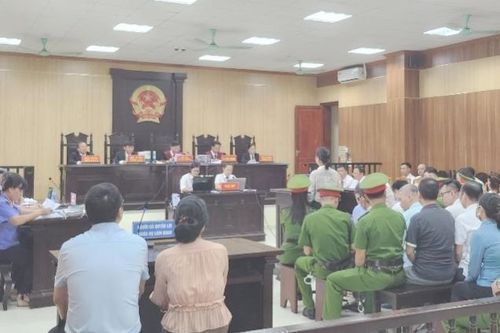 Xét xử cựu Giám đốc Sở GD&ĐT Thanh Hóa cùng các thuộc cấp
