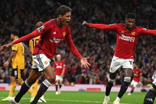 Onana, Varane tỏa sáng, MU nhọc nhằn giành 3 điểm trước Wolves