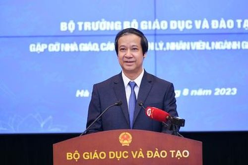 Việc phát triển lực lượng nhà giáo là giải pháp của mọi giải pháp