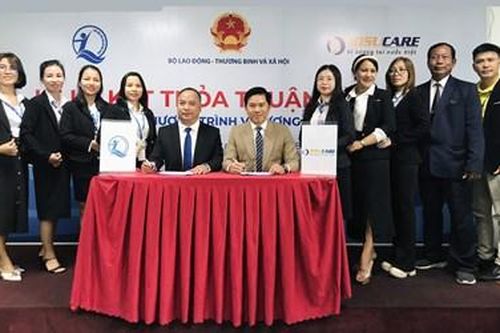 Ký thỏa thuận tài trợ triển khai Chương trình 'Vì tương lai nước Việt'