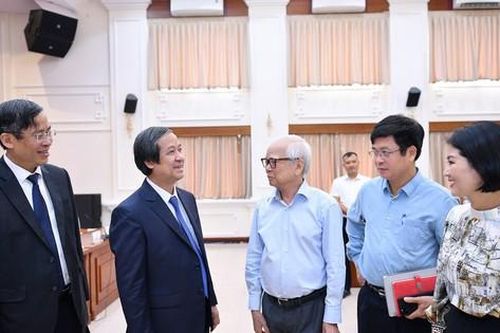 Mức lương thấp khiến giáo viên muốn bỏ nghề