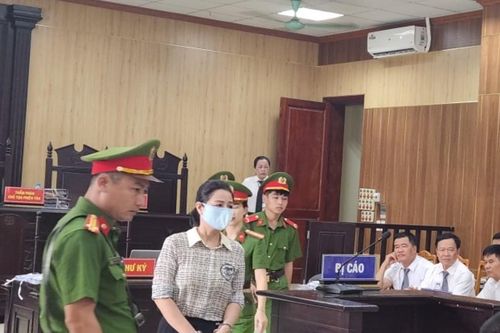 Cựu Giám đốc Sở GD&ĐT Thanh Hóa 'nhận tiền tỉ' để tạo điều kiện cho doanh nghiệp