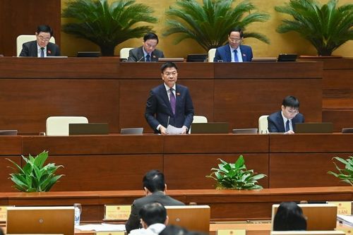 Đề nghị các bộ, ngành quan tâm công tác xây dựng pháp luật