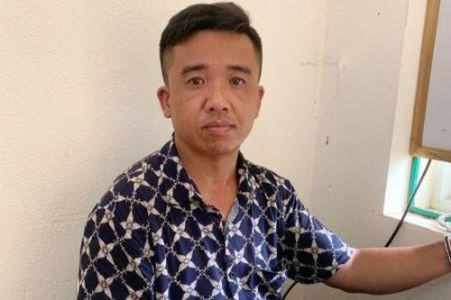 Bắt tài xế trộm cắp hơn 10 triệu đồng của du khách người Pháp gốc Việt