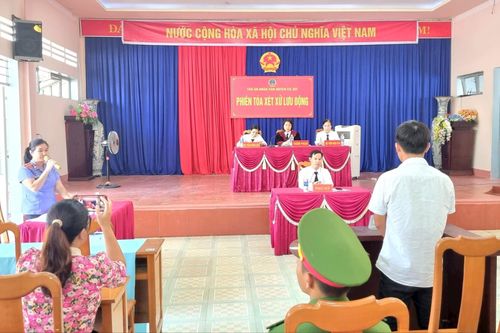 Lĩnh án tù vì dùng súng đe dọa giết người