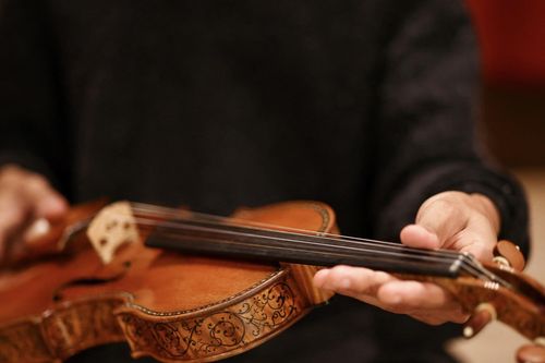 Bí ẩn về những cây đàn violin triệu USD